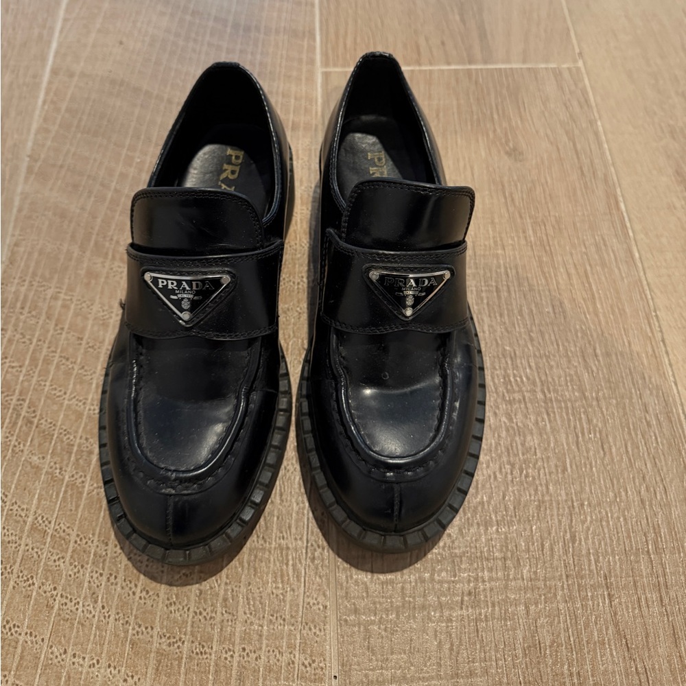 Prada Chocolate brushed leather loafers size 35